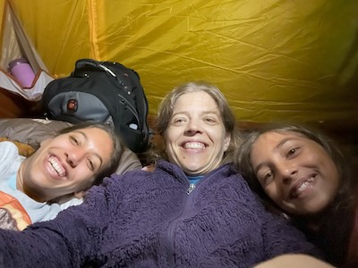 Jamie-Lynn camping with her daughters.